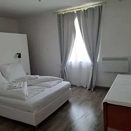 Tarcal Apartman Exterior photo